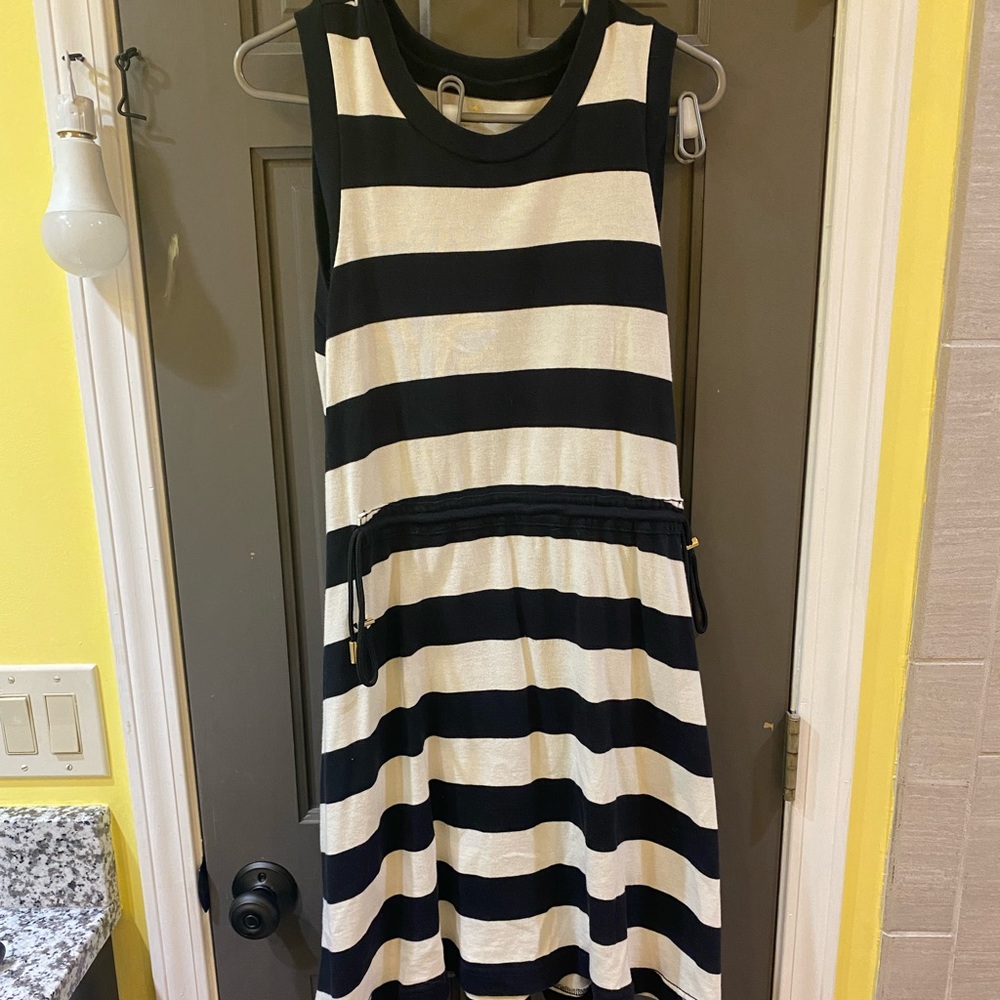 Kate spade New York stripes navy dress with pockets!!!